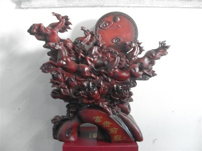 富貴前程馬紅木樹(shù)脂工藝品 仿玉擺件助力開(kāi)業(yè)與辦公禮品